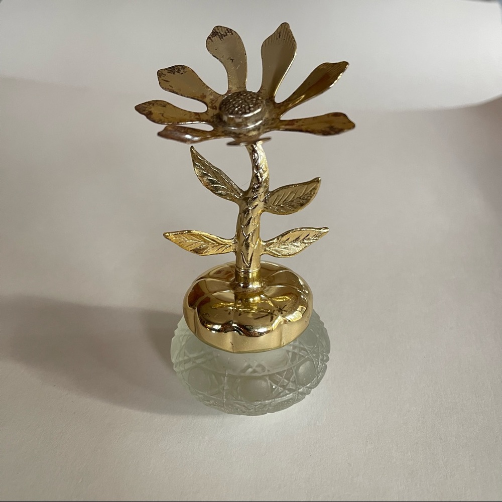 Vintage Avon Keepsake Cream Sachet